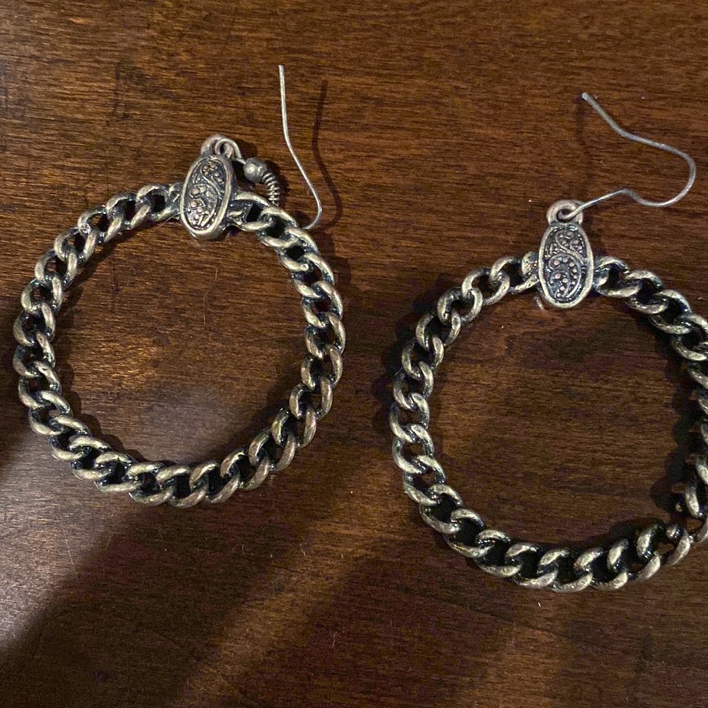Statement Earrings - Picture 2 of 3